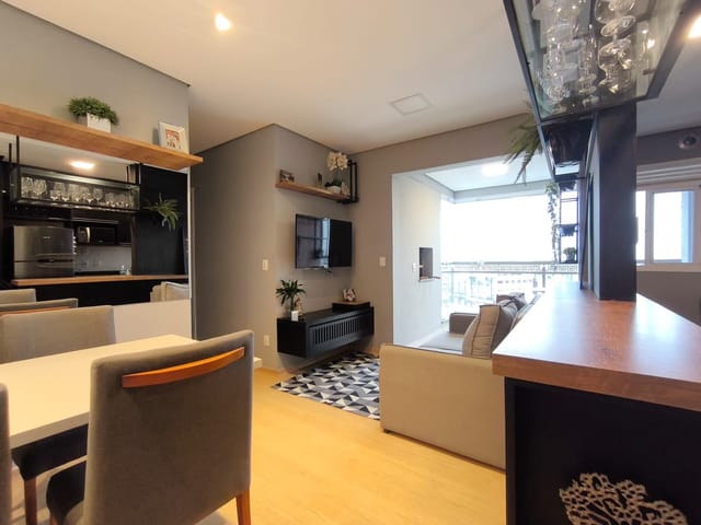 Apartamento com 86m² 2 quartos e 2 banheiros, à venda, no bairro Centro em Londrina