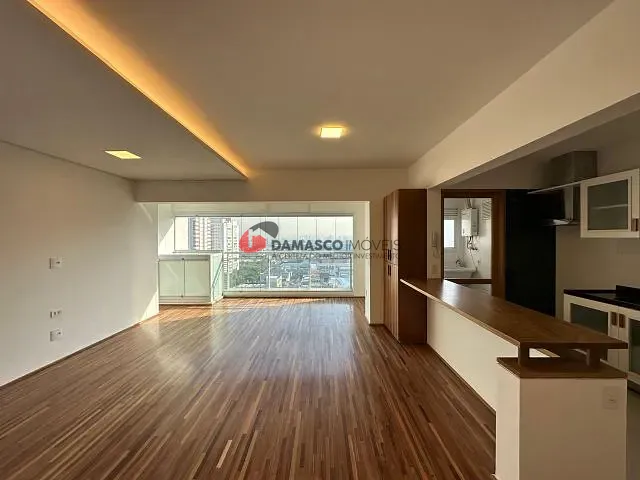 Apartamento 2 quartos e 2 banheiros, para alugar, no bairro Cerâmica em São Caetano do Sul