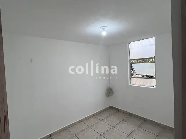 Apartamento 2 quartos e 1 banheiro, à venda, no bairro Cohab V em Carapicuíba