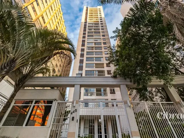 Apartamento 2 quartos e 2 banheiros, para alugar, no bairro Centro em Curitiba