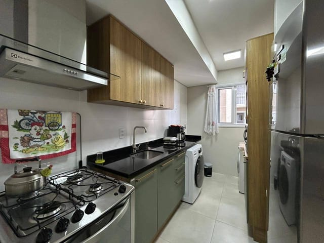 Apartamento 2 quartos e 2 banheiros, à venda, no bairro Três Vendas em Pelotas