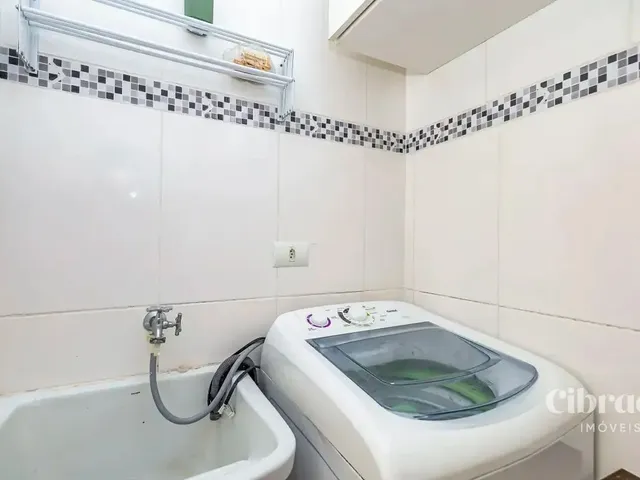 Apartamento 2 quartos e 1 banheiro, para alugar, no bairro Rebouças em Curitiba
