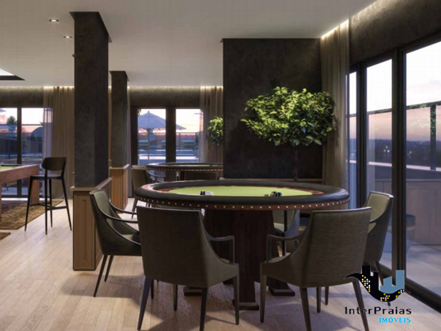 Apartamento à venda, no bairro Meia Praia em Itapema