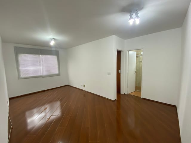 Foto do Apartamento - APARTAMENTO COM 1 DORMITÓRIO, SALA, COZINHA, 1 BANHEIRO, 1 VAGA., 600M DO METRÔ SAÚDE | Paulista Imóveis.