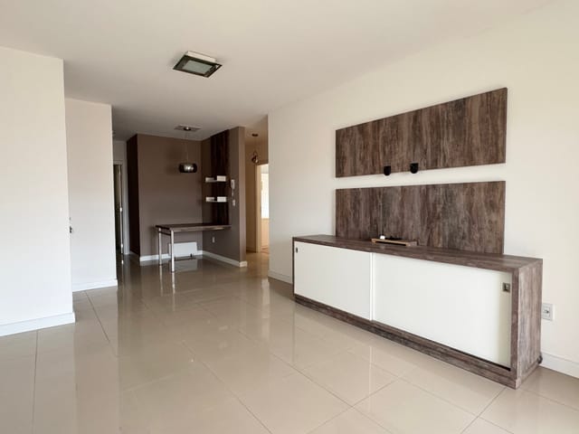Apartamento 3 quartos e 2 banheiros, à venda, no bairro Centro em Pelotas