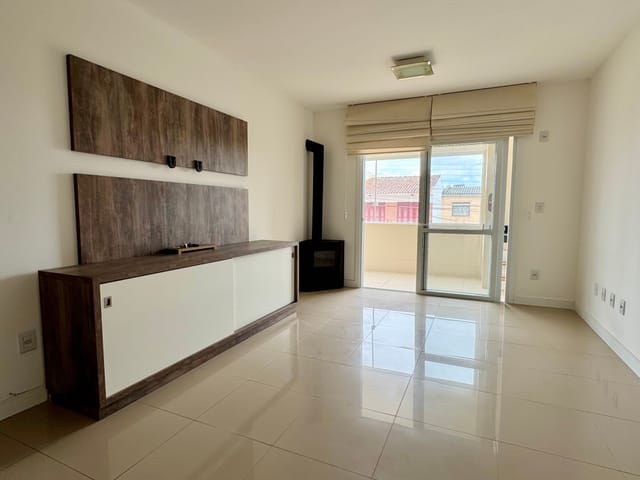 Apartamento 3 quartos e 2 banheiros, à venda, no bairro Centro em Pelotas