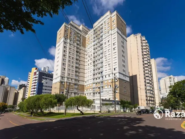 Apartamento 3 quartos e 2 banheiros, para alugar, no bairro Cristo Rei em Curitiba