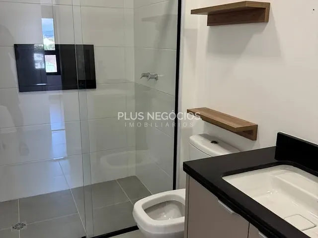 Apartamento 3 quartos e 1 banheiro, à venda ou para alugar, no bairro Jardim Emília em Sorocaba