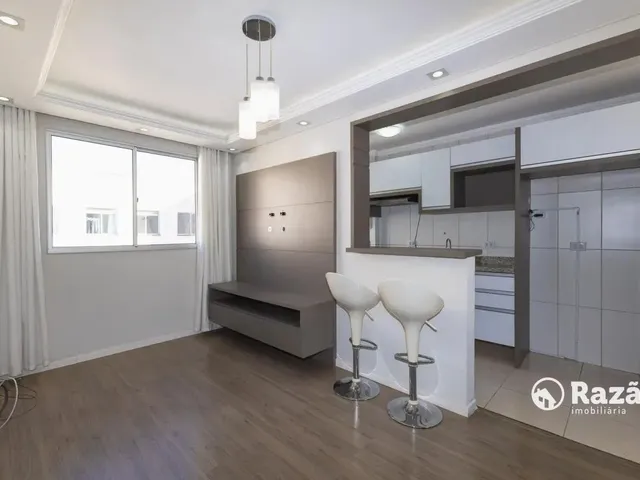 Apartamento 2 quartos e 2 banheiros, para alugar, no bairro Pinheirinho em Curitiba