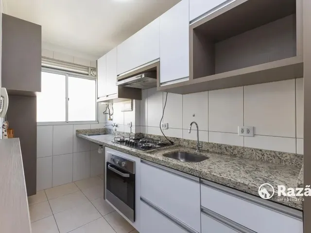 Apartamento 2 quartos e 2 banheiros, para alugar, no bairro Pinheirinho em Curitiba