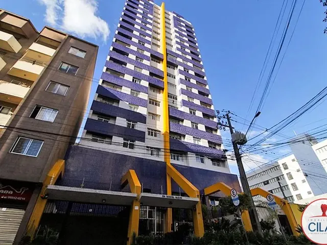 Apartamento para alugar, no bairro Centro em Curitiba