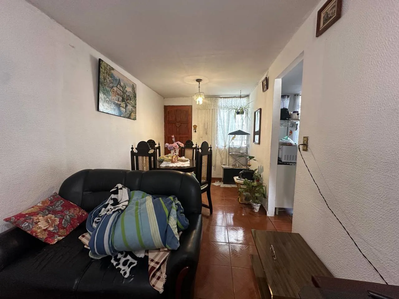 Apartamento 2 Quartos, Banheiro, 1 Vaga, 52m²