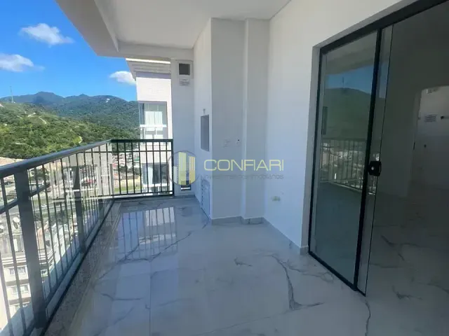Apartamento 3 quartos e 4 banheiros, à venda, no bairro CENTRO em Itapema