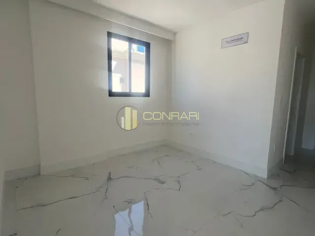 Apartamento 3 quartos e 4 banheiros, à venda, no bairro CENTRO em Itapema