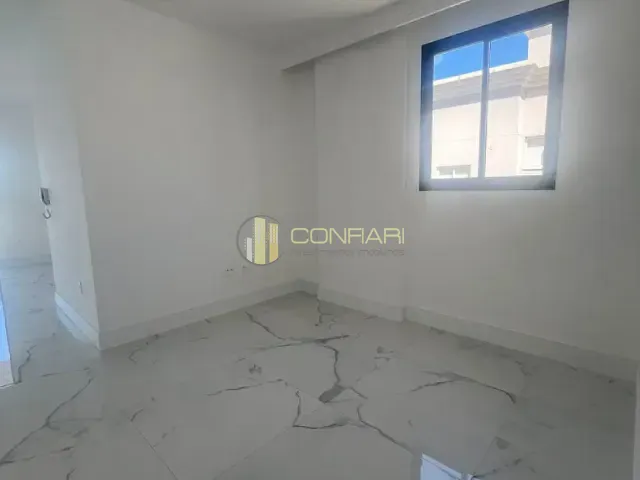 Apartamento 3 quartos e 4 banheiros, à venda, no bairro CENTRO em Itapema
