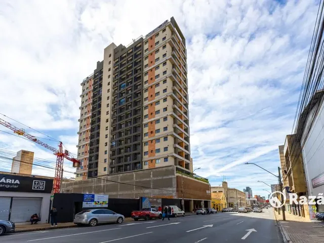 Apartamento 2 quartos e 1 banheiro, para alugar, no bairro Centro em Curitiba