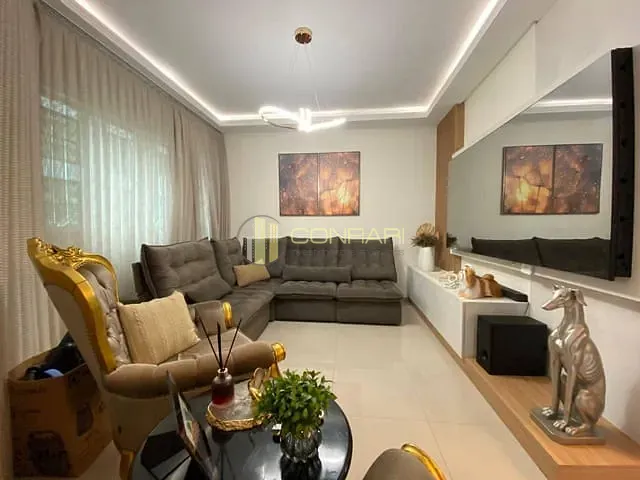 Apartamento 3 quartos e 4 banheiros, para alugar, no bairro Meia Praia em Itapema
