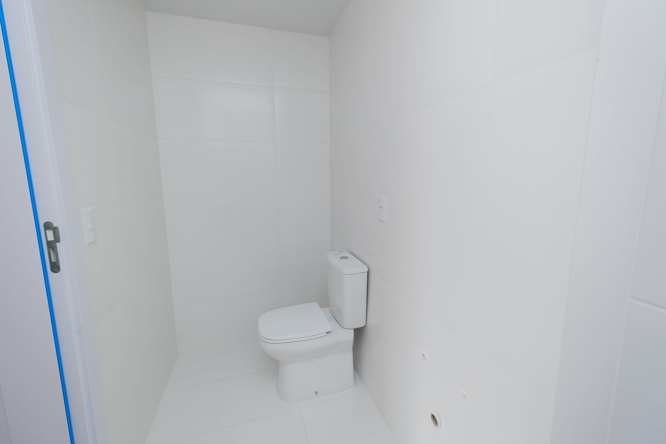 Apartamento de 2 dormitórios para aluguel no centro de Pelotas RS com ótima localização, ambientes bem distribuídos e fácil acesso a comércio e serviços - 12