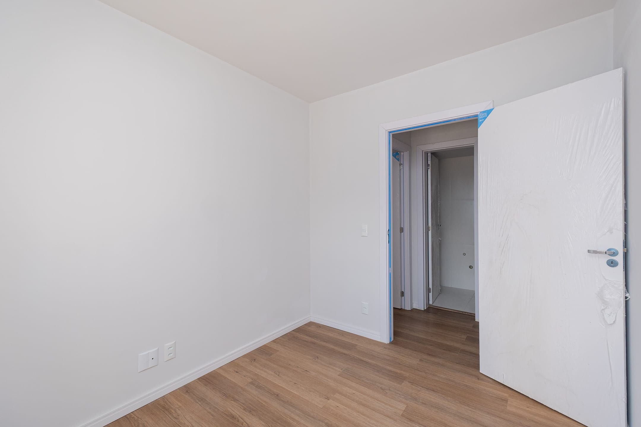 Apartamento de 2 dormitórios para aluguel no centro de Pelotas RS com ótima localização, ambientes bem distribuídos e fácil acesso a comércio e serviços - 7
