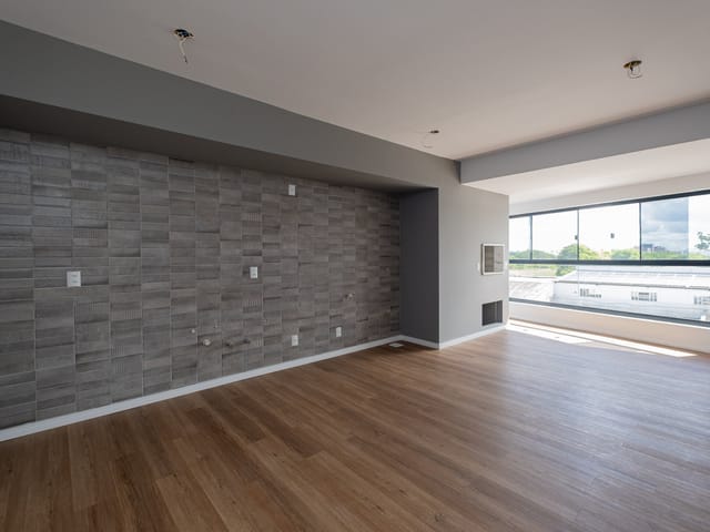 Apartamento com 78m² 2 quartos e 2 banheiros, para alugar, no bairro Centro em Pelotas