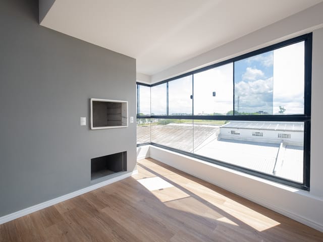Apartamento com 78m² 2 quartos e 2 banheiros, para alugar, no bairro Centro em Pelotas