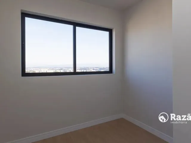 Apartamento 2 quartos e 1 banheiro, para alugar, no bairro Portão em Curitiba