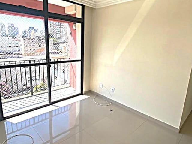 Foto do Apartamento - Apartamento para venda ou locação na Saúde, 2 dormitórios com sacada, 1 vaga, lazer com piscina a 550m do Metrô Saúde | Paulista Imóveis.