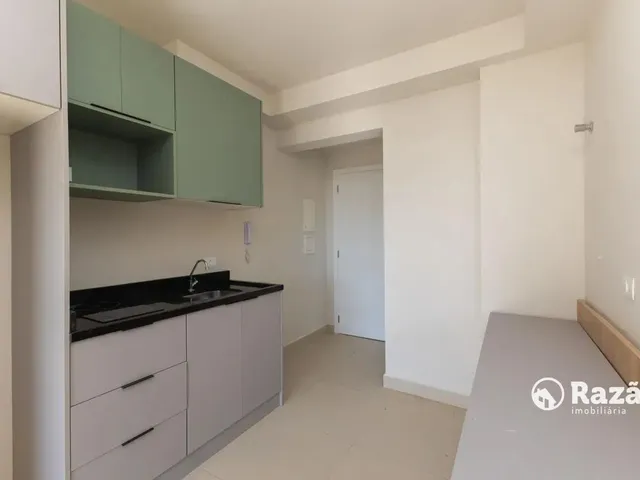 Apartamento 1 quarto e 1 banheiro, para alugar, no bairro Portão em Curitiba