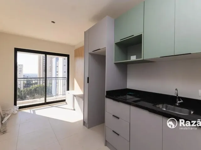 Apartamento 1 quarto e 1 banheiro, para alugar, no bairro Portão em Curitiba