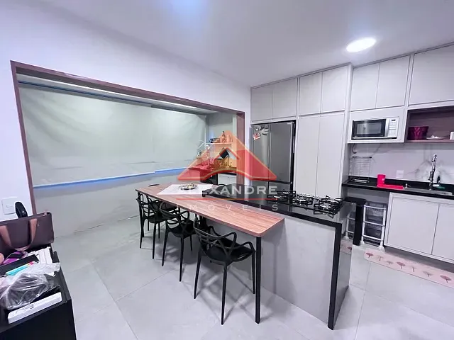 Apartamento com 71m² 3 quartos e 1 banheiro, à venda, no bairro Vila Industrial em São José dos Campos