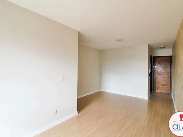 Apartamento 3 quartos e 1 banheiro, para alugar, no bairro Bacacheri em Curitiba