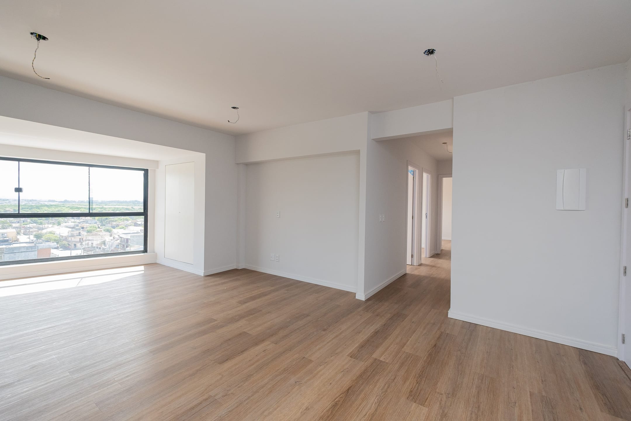Apartamento de 3 Dormitórios para Aluguel no Centro de Pelotas RS com Boa Localização, Ambientes Amplos e Fácil Acesso a Comércio e Serviços - 6