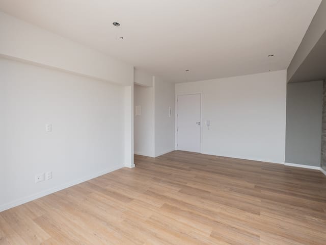 Apartamento com 91m² 3 quartos e 2 banheiros, para alugar, no bairro Centro em Pelotas