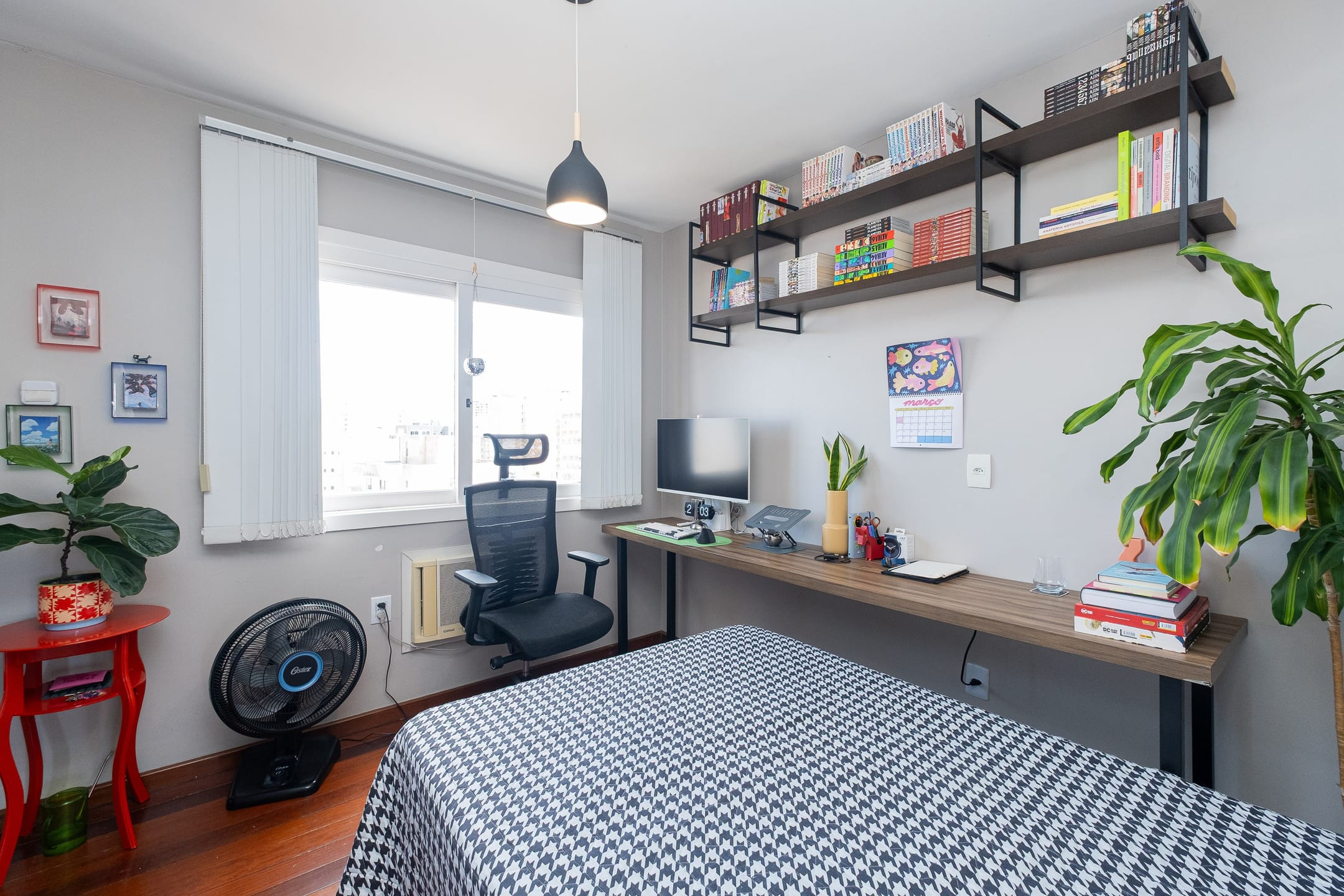 Duplex alto padrão no Centro com piscina privativa, 4 dormitórios, 2 suítes e área gourmet – exclusividade no Ed. Dona Helena - 18