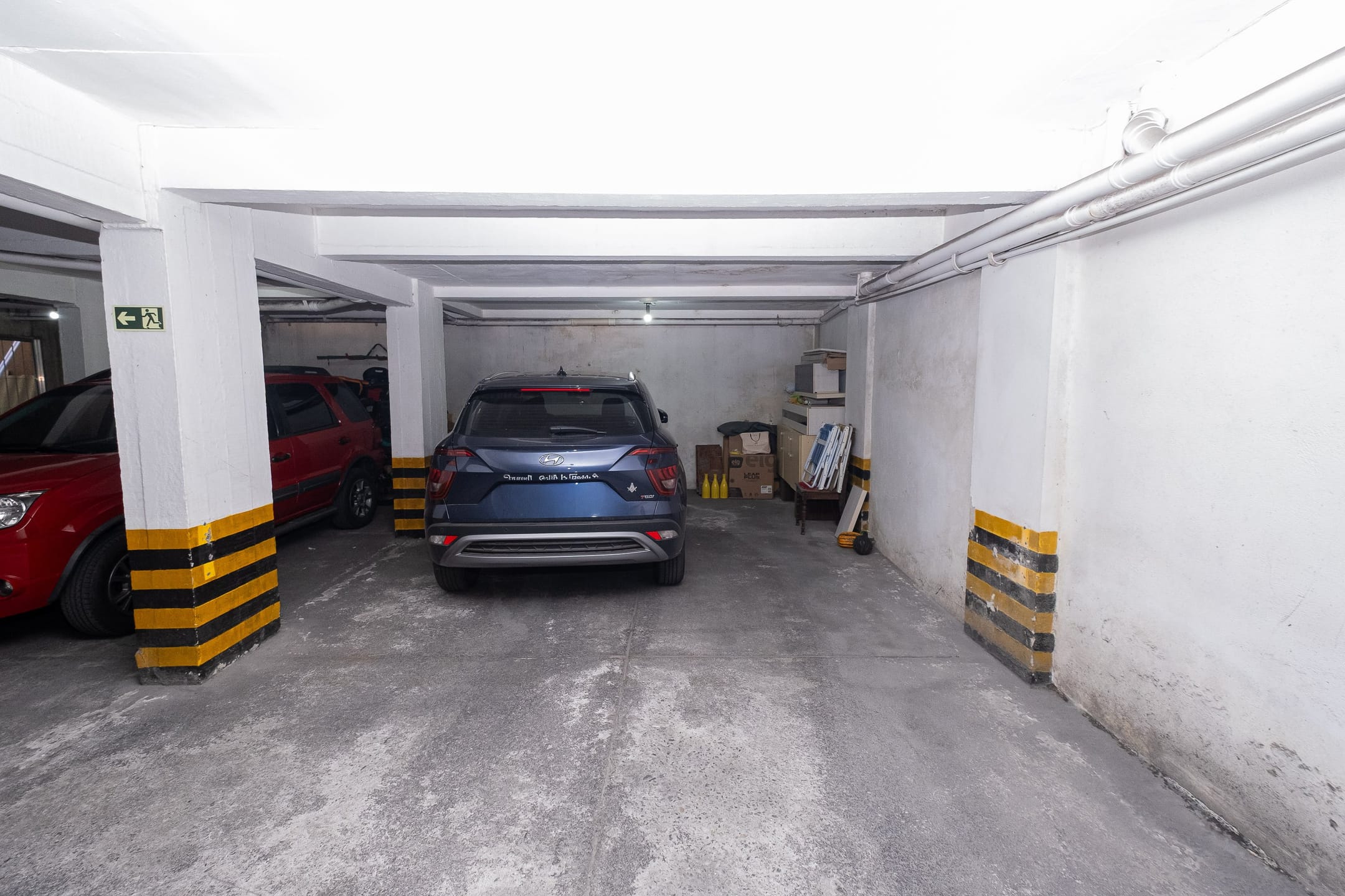 Duplex alto padrão no Centro com piscina privativa, 4 dormitórios, 2 suítes e área gourmet – exclusividade no Ed. Dona Helena - 31