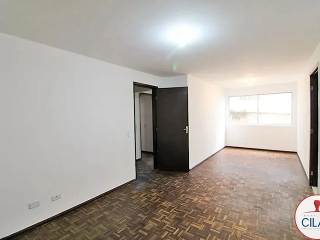Apartamento 3 quartos e 1 banheiro, para alugar, no bairro Portão em Curitiba