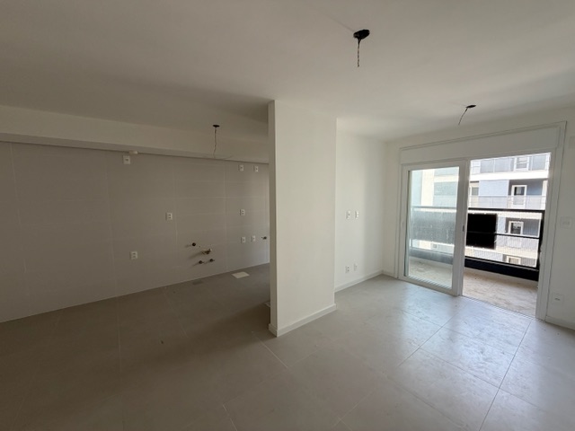 Apartamento com 85m² 2 quartos e 2 banheiros, à venda, no bairro Cassino em Rio Grande