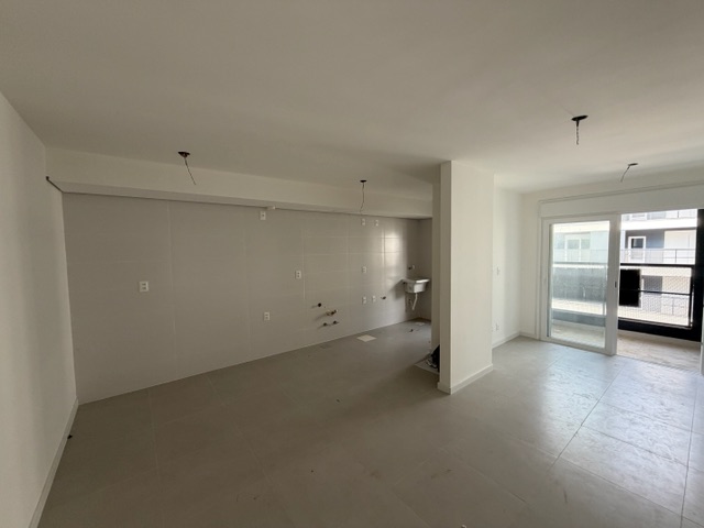 Apartamento com 85m² 2 quartos e 2 banheiros, à venda, no bairro Cassino em Rio Grande