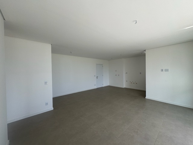 Apartamento 2 quartos e 2 banheiros, à venda, no bairro Santa Rosa em Londrina
