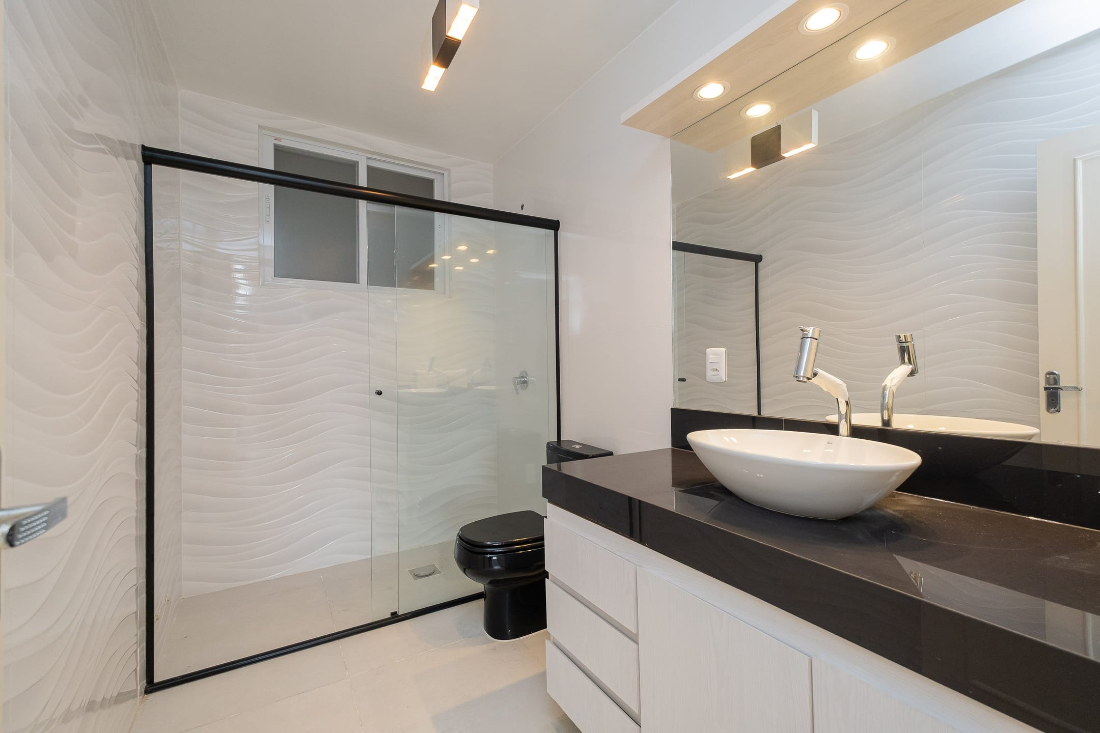 Apartamento à venda no centro de Pelotas - 150 m², 3 quartos (sendo 1 suíte), móveis planejados e vaga. - 11