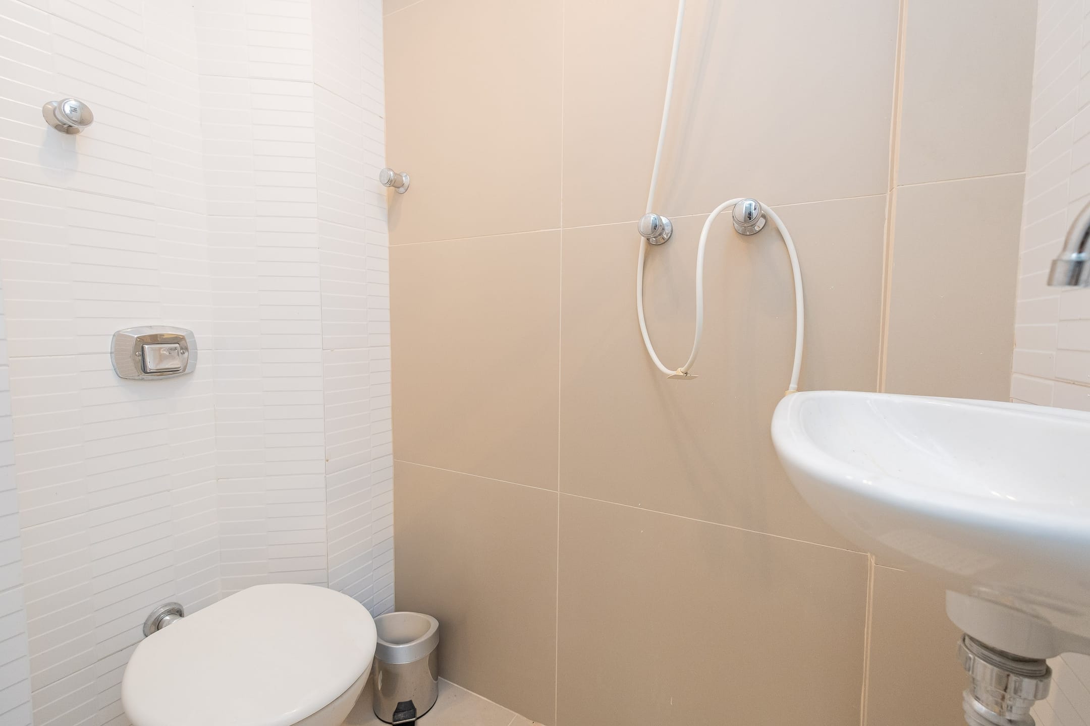 Apartamento à venda no centro de Pelotas - 150 m², 3 quartos (sendo 1 suíte), móveis planejados e vaga. - 20
