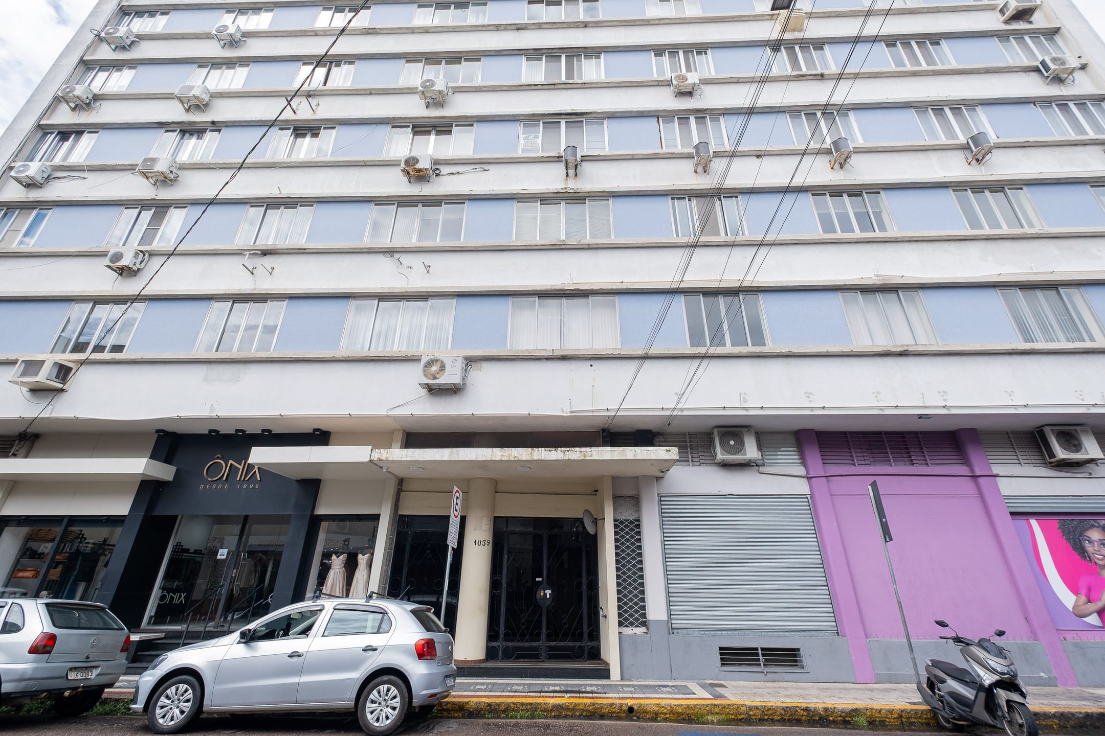 Apartamento à venda no centro de Pelotas - 150 m², 3 quartos (sendo 1 suíte), móveis planejados e vaga. - 21