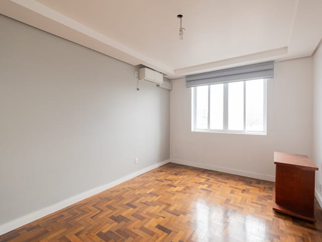 Apartamento com 170m² 3 quartos e 4 banheiros, à venda, no bairro Centro em Pelotas