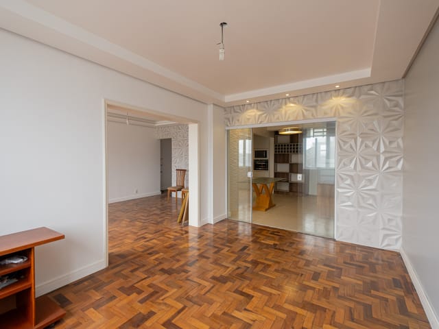 Apartamento com 170m² 3 quartos e 4 banheiros, à venda, no bairro Centro em Pelotas