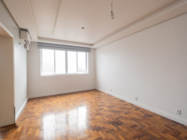 Apartamento com 170m² 3 quartos e 4 banheiros, à venda, no bairro Centro em Pelotas