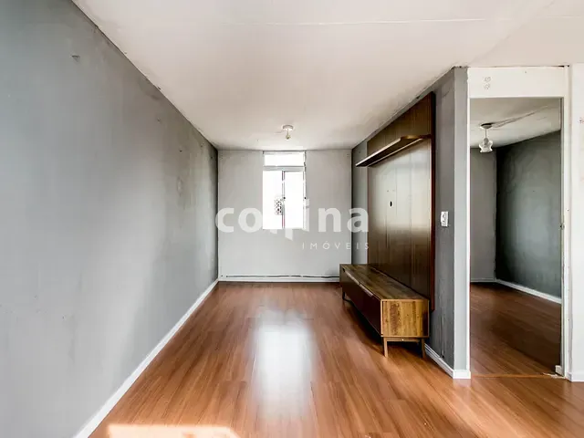 Apartamento 2 quartos e 1 banheiro, à venda, no bairro Cohab V em Carapicuíba