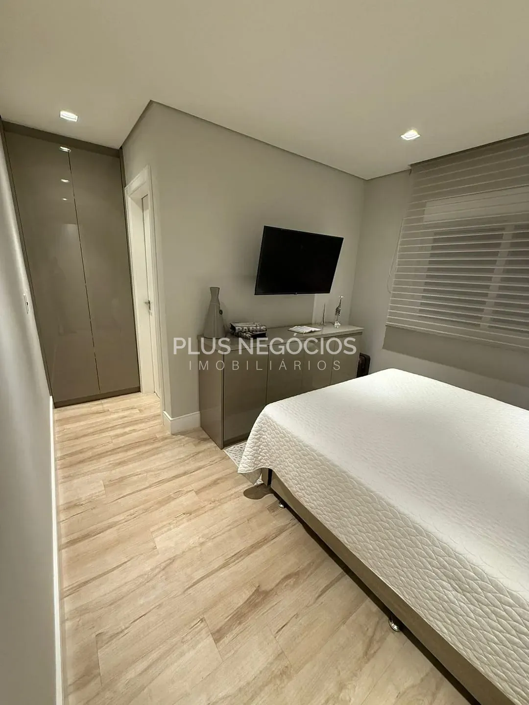 Apartamento, 3 quartos, 220 m² - Foto 49
