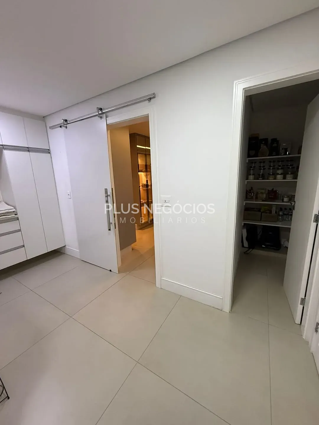 Apartamento, 3 quartos, 220 m² - Foto 32