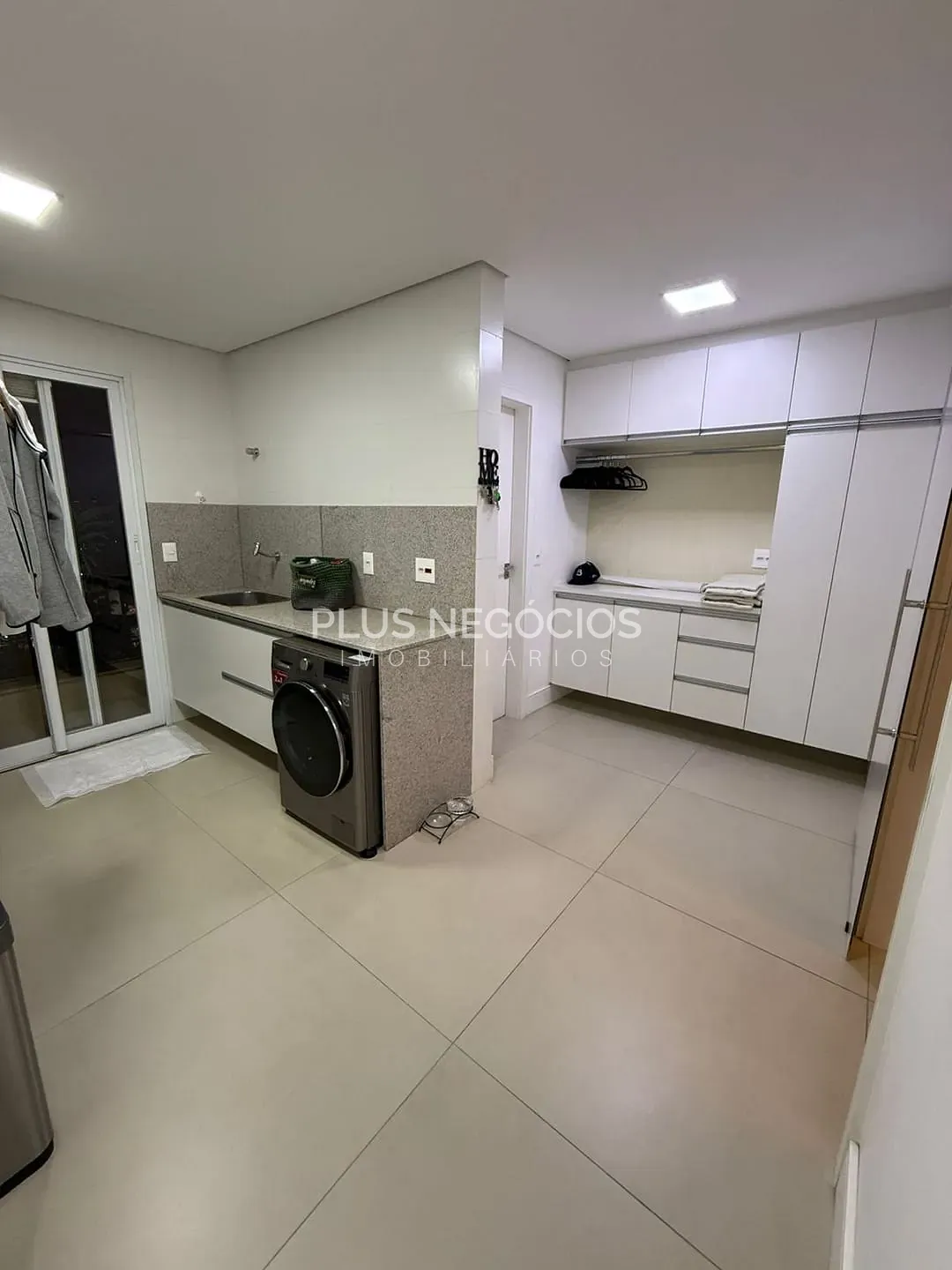 Apartamento, 3 quartos, 220 m² - Foto 26
