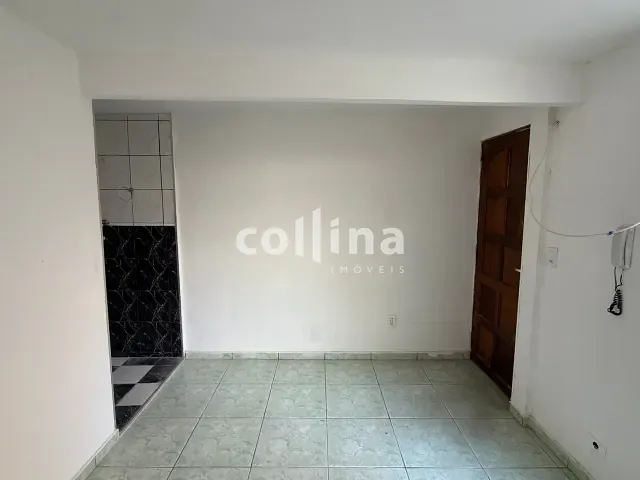 Apartamento 2 quartos e 1 banheiro, à venda, no bairro Cohab V em Carapicuíba